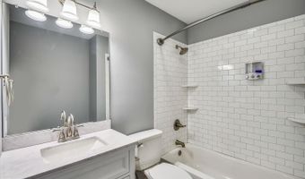 678 NEWBRIDGE Ct 4, Arnold, MD 21012