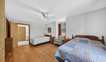 51 Bryant St, Berkley, MA 02779