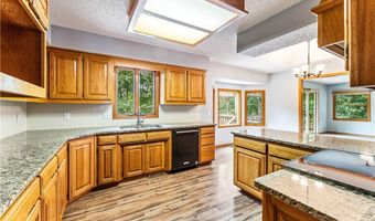 7 Cherhill Dr, Bella Vista, AR 72714