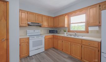 34 W Clearview Dr, Athens, OH 45701