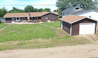 203 3rd Ave SW, Bowman, ND 58623