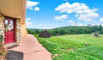 8272 WOODBINE Rd, Airville, PA 17302