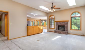 2010 Indiangrass Ct, Ames, IA 50014