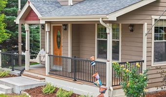1030 5th St, Berthoud, CO 80513