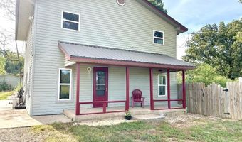 690 Autumnwood Rd, Ash Flat, AR 72513