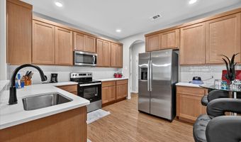 225 Santa Fe St, Alvarado, TX 76009