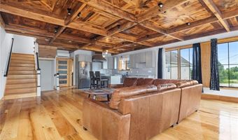 388 Sea View Dr, Warwick, RI 02889