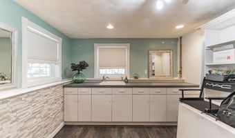 33 Russet Rd, Billerica, MA 01821