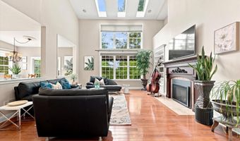 637 CHATSWORTH Dr, Ambler, PA 19002