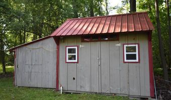 36 Island Dr, Bridport, VT 05734