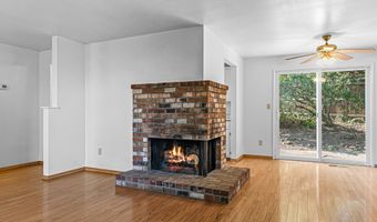 360 Coventry Pl, Ashland, OR 97520
