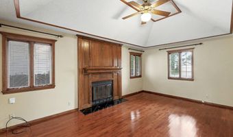 4628 N Farmstead Ct, Bel Aire, KS 67220