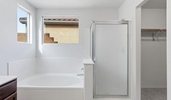 905 CRISTANOS Dr, Bernalillo, NM 87004