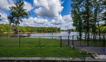 1151 DOGWOOD Shrs, Batesburg, SC 29006