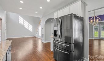 1926 Dunhill Dr, Charlotte, NC 28205