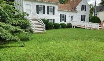 23613 FRONT St, Accomac, VA 23301