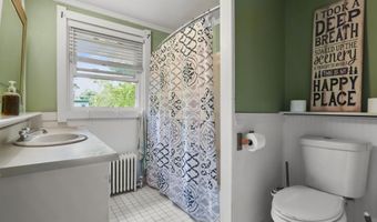 12 E Summer St, Bangor, ME 04401