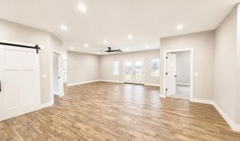 Private Drive 5763, Ava, MO 65608