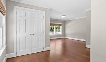 9400 FALLS Rd, Potomac, MD 20854