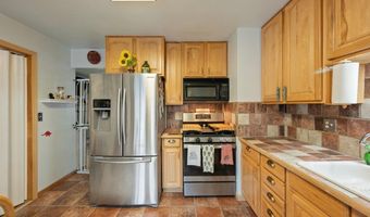 4318 E 8TH St, Cheyenne, WY 82001