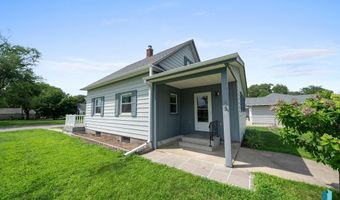 412 S 1st Ave, Brandon, SD 57005
