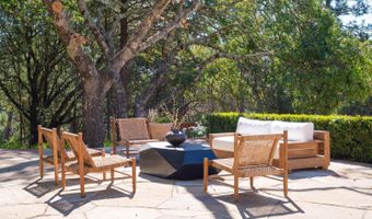 335 Pine Breeze Dr, Angwin, CA 94508