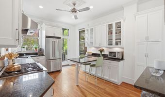 210 8TH St SE, Washington, DC 20003