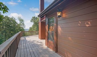 141 LONGVIEW Dr, Saylorsburg, PA 18353