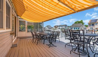 82 Spinnaker Ct, Bayville, NJ 08721