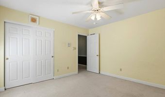 477 Redwood Forest Dr, Ballwin, MO 63021