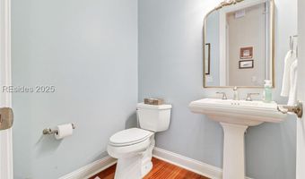 7 Greenwood Dr, Bluffton, SC 29910