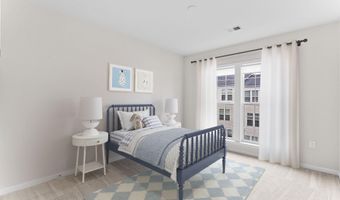 42703 WARDLAW Ter, Ashburn, VA 20147