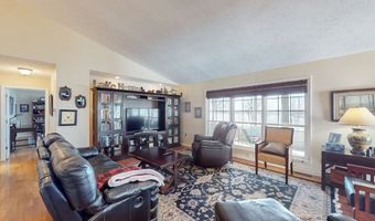 495 Shore Dr, Big Sandy, TN 38221