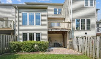 518 WINDING ROSE Dr, Rockville, MD 20850