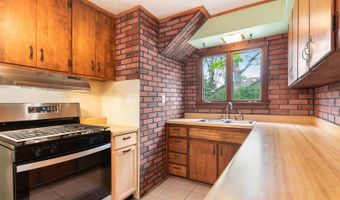 39431 N Oak Ave, Antioch, IL 60002