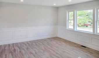 156 Cliffwood Ave, Aberdeen, NJ 07721