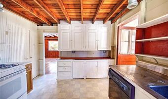 74 ADAMS POINT Rd, Barrington, RI 02806