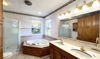 40 Portsmouth Dr, Bella Vista, AR 72714