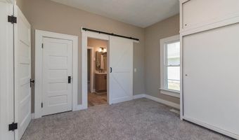 1707 W 8th St, Anderson, IN 46016