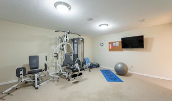 33 Hobart Hill Rd, Brookline, NH 03033