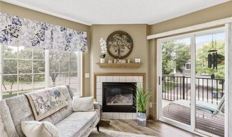 15548 Float Ln 104, Apple Valley, MN 55124