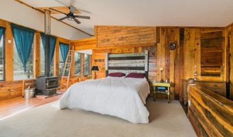 15 E Coronado Rd, Angel Fire, NM 87710