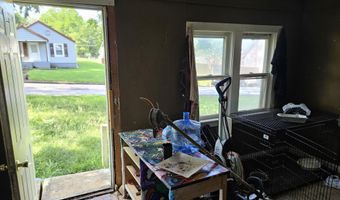 400 E Garfield Ave, Ava, MO 65608