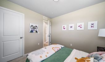 46502 Avery Ln, Bennett, CO 80102