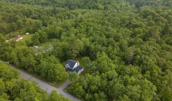 299 Scenic Dr, Blakeslee, PA 18610