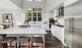 13722 Canyon Loop Trl, San Diego, CA 92130