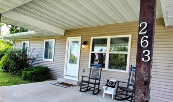 263 E Skyline Dr, Ballwin, MO 63011