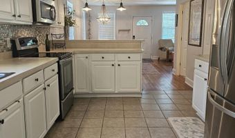 2717 Oaklawn Ave, Beaufort, SC 29902