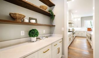 8525 RALEIGH Ave, Annandale, VA 22003