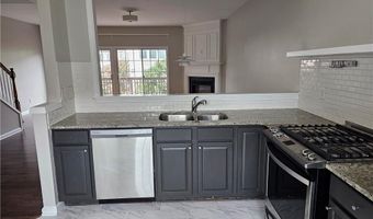 1021 Thornborough Dr, Alpharetta, GA 30004